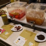 Argo Tea - 料理写真:ハーブティーブレンドの試飲がありました。