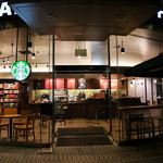 スターバックス・コーヒー - 店舗正面