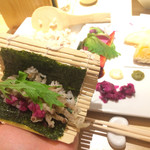 カウンターお野菜天ぷら mego - 巻きに入ります