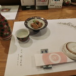 蛇之目寿司本店 - 日本酒「黒帯」の燗