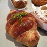 トラン・ブルー - ピスタチオのクロワッサン