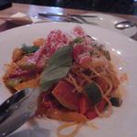 PUBLIC HOUSE - 旬野菜のアラビアータ[980円]