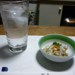 洋 - 付きだしと芋焼酎魔王一杯目