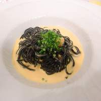 リストランテ ベリーニ - 生ウニクリームソースのイカ墨パスタ