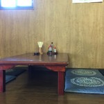 Kicchin Suzuya - テーブル席、小上がり席ございます。