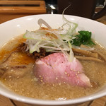 麺屋 いえろう - 2016年冬季限定
      牛骨味噌ラーメン