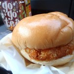 LAWSON - 料理写真:fフィッシュバーガー　260円