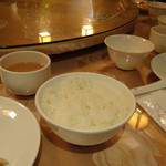 九戸茶語 - 普通にごはんも来ました、主人はこれと麻婆豆腐と私のごはんでかなり頂いていました