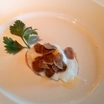 イ・ボローニャ - 先付？ウズラの卵、目玉焼き