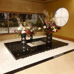 びわこ緑水亭 - ホテル内観　お花の良い香りが～♪