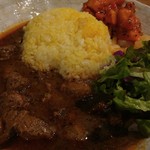 SPICY CURRY 魯珈 - ラムカレー(ビンダル風)＋青パパイアと紅芯大根の漬け物
