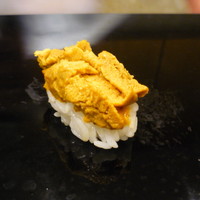 菊水鮓 西店 - ウニ（由良ウニ+バフンウニ）