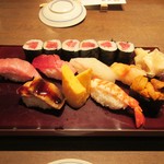 Nihombashi Sushi Tetsu - 菊にぎり。3564円