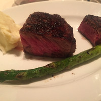 37 Steakhouse & Bar - 