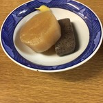 立ち呑みフレッシュ - おでん（大根、こんにゃく）