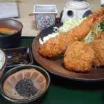エビ・ヒレ定食
          1,580円