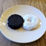 ポニー ポニー ハングリー - オレオサンドクッキー、バニラキプフェル