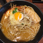 ラーメン番長 銀次郎 - 鉄板モヤシ投入