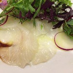 サラマンジェ ド ヨシノ - 透き通ったヒラメの身