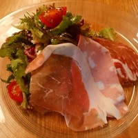 坂の上レストラン - ハーブたっぷりサラダ(*^ー^)