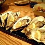酒蔵鍋 - 生牡蠣