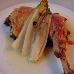 ル・ポワソニエ - ほろほろ鳥のコンフィレンズ豆添え