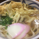 旦過うどん - 出汁の効いたゴボウ天うどんは優しい味
            