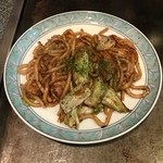 鉄板居酒屋 へらちょんぺ - 豚うどん（子供用なのでお皿でお願いしました～）
