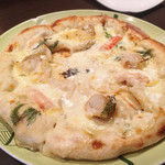 カネ保水産 - 今日のピッツァはシーフードレモンクリーム