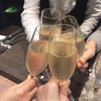 キャトルラパン - 泡で乾杯