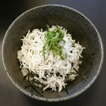 らぁ麺・酒菜　義澤 - しらす丼