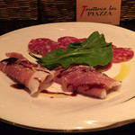 トラットリアバー PIAZZA - パルマ産の生ハム＆イタリアンサラミの盛合せ