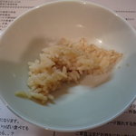 すっぽんスープと醤油だけで味付けした炊き込みごはん 