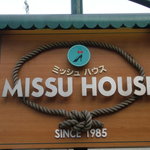 Misshu Hausu - 店舗前　看板