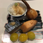 松うら - 前菜です。時鮭がとても美味しかったです。