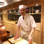 笑顔が素敵な金山シェフ