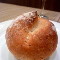 Le Petit Courageux - ライ麦のパン　ランチ