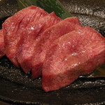 炭火焼肉たむら - 極上厚切りタン