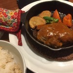 レストラン ティカル - ♪国産肉シェフ特製ハンバーグデミグラスソース￥750