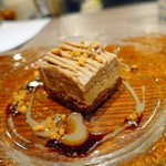 エノテカ パージナ - 和栗のティラミス
      　栗とエスプレッソの２色のソース