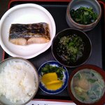 広島料理 安芸 - さわら焼き定食＋一品