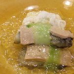 くいしん坊 - 牡蛎とフォアグラのジュレ掛け