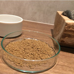 ラチュレ - ニゲラ、フェヌグリーク、アニスなど自家製スパイス