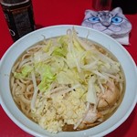 ラーメン二郎  札幌店 - 小の麺半分　700円