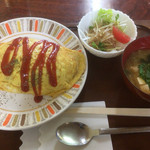 V - 料理写真:日替りのオムライス