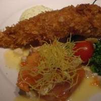 KAZAN - ニューカレドニア産天使の海老とサーモンのレア焼きの盛合せ
