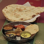 アールティー 北野ハンター坂 本店