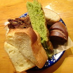 しっかり朝食のパン