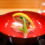 豪龍久保 - 赤に映える柚子と蟹真薯