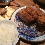 西麻布 豚組 - 西麻布豚組(ロース肉 3cm超厚切り)